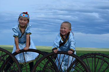 Mongolian Morning Sky, ChinaVine