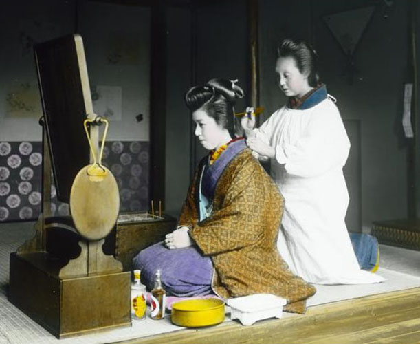 Two Japanese women sit in an interior space, Gertrude Bass Warner (1863-1951) photographs