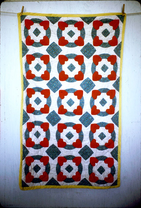 Baby Quilt by Dolores Hyatt, 1975, Northwest Folklife Digital Collection