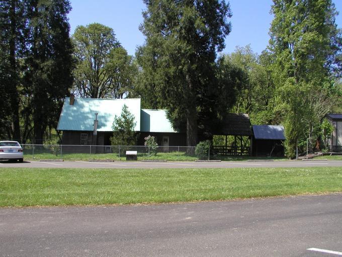 Residence, Baimbridge-Kanipe Farmstead Historic District (Oakland, Oregon)