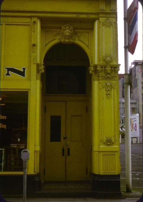 Commercial Building, Southwest 1st Avenue (Portland, Oregon)