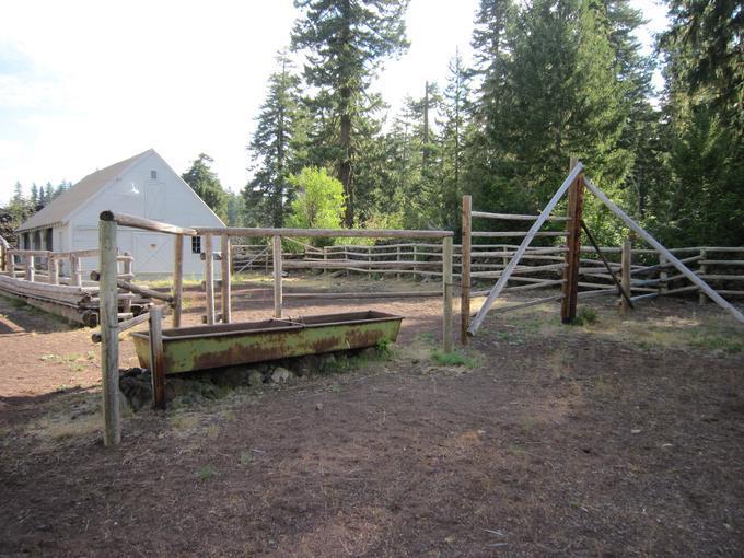 Fish Lake Guard Station (Mckenzie Bridge, Oregon)