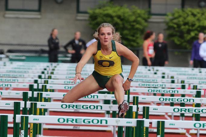 Brianne Theisen, 2012