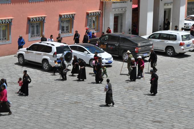 2015May_Lhagang_Monastery_008