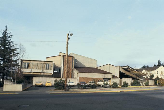 Clinical Services Building, University of Oregon (Eugene, Oregon)