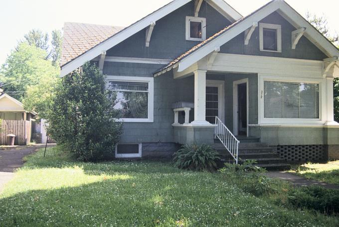 House, West Broadway No. 372 (Eugene, Oregon)