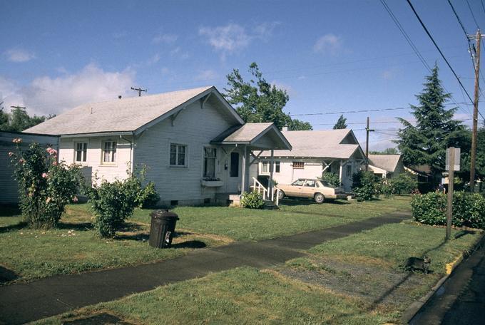 House, East 17th Avenue No. 560 (Eugene, Oregon)