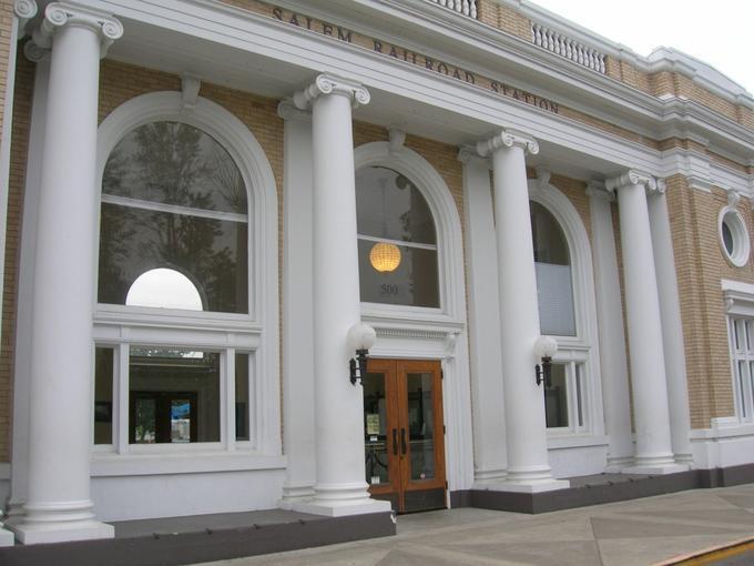 Salem Southern Pacific Railroad Station (Salem, Oregon)