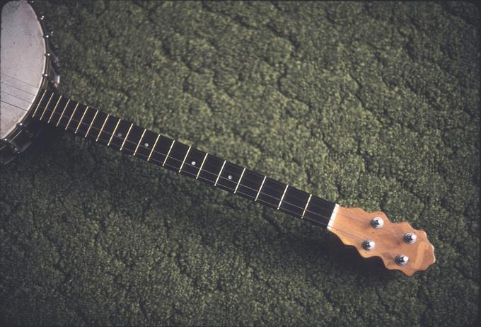 Replacement banjo neck, second example