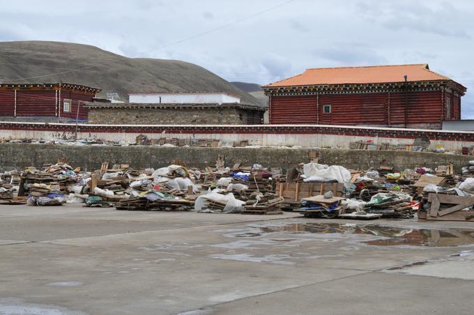 2015May_Hicks_Ya_Chen_Monastery_014