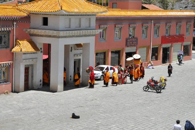 2015May_Lhagang_Monastery_014