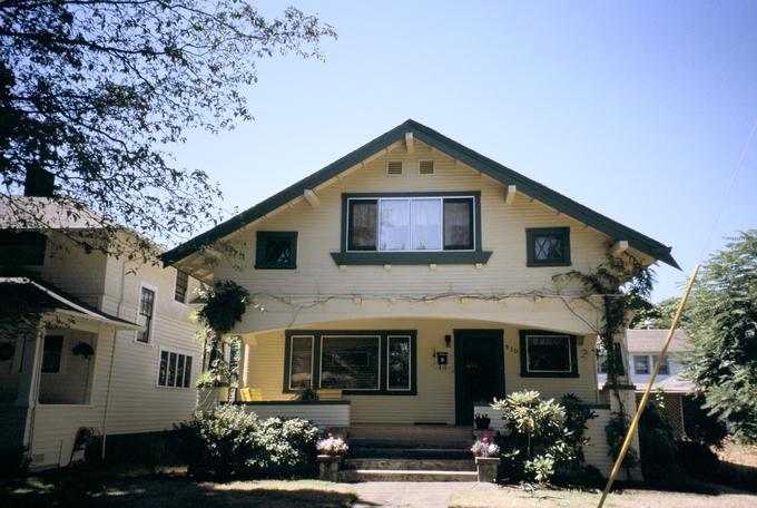 House, Lawrence Street No. 930 (Eugene, Oregon)
