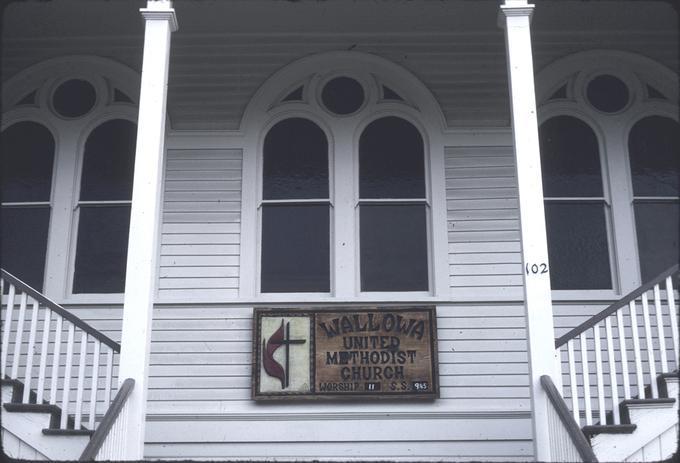 Sign by the artist, outskirts of Wallowa