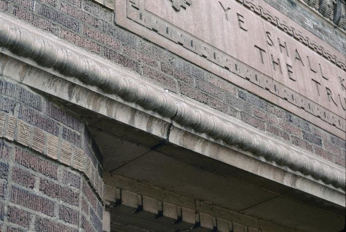 Knight Library, University of Oregon (Eugene, Oregon)