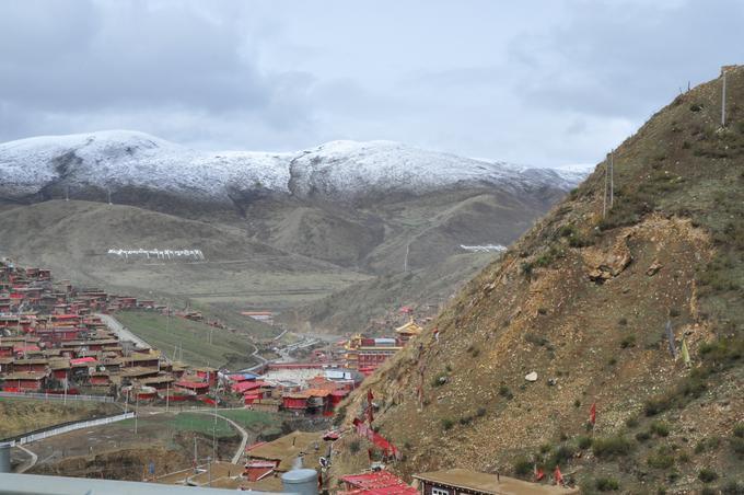 2015May_Hicks_Serthar_Monastery_007