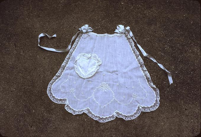 17 x 14 inch embroidered apron, by Alfa Pederson