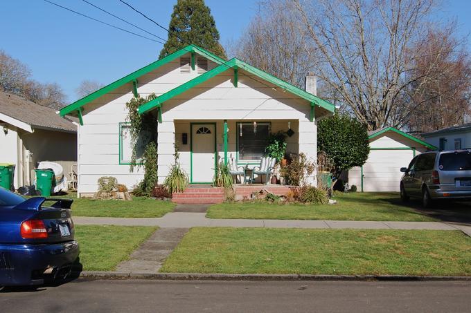 House, 22nd Avenue No. 1711 (Forest Grove, Oregon)