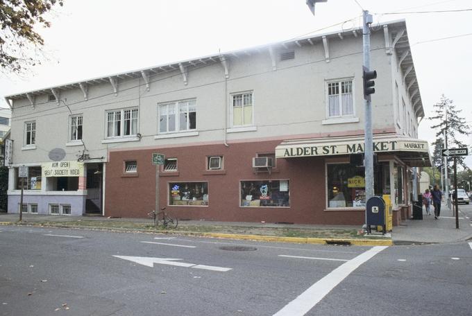 Alder Street Market (Eugene, Oregon)