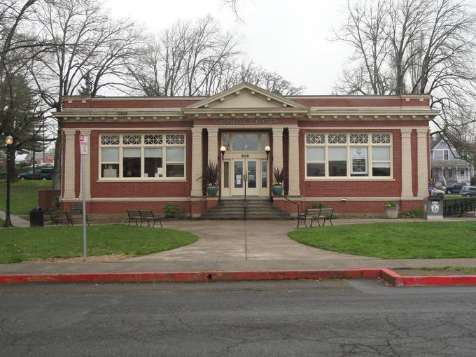 Oregon City Carnegie Library (Oregon City, Oregon)