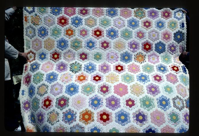 Flower garden quilt, double size (100 yrs. old)