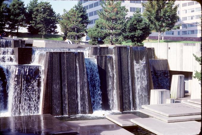 Fountains (Portland, Oregon)