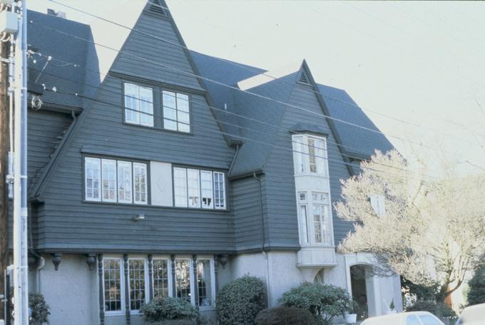 Alpha Phi Sorority House, University of Oregon (Eugene, Oregon)