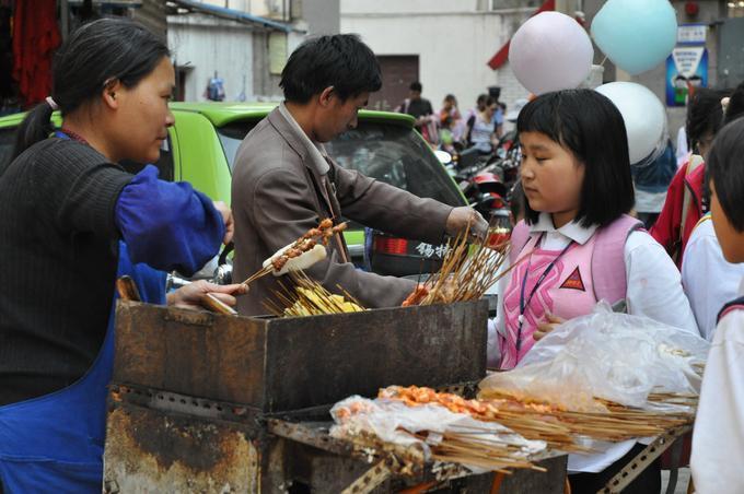 2012May_20120509LEHAroundKunming_003