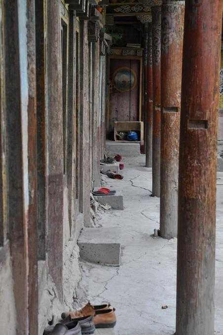 2015May_Hicks_Dzongsar_Monastery_017