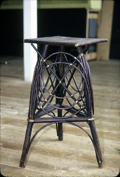 Plant Stand, side view showing bent willow design