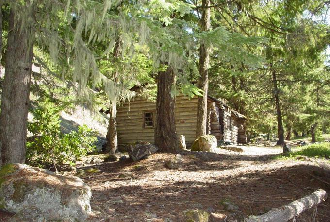 Upper Sandy Guard Station Cabin (Government Camp, Oregon)