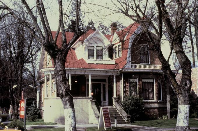 Flanagan, William, House (Grants Pass, Oregon)