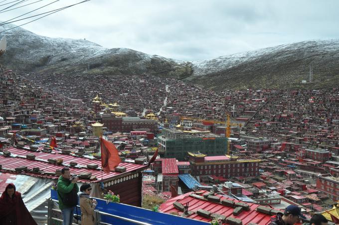 2015May_Hicks_Serthar_Monastery_019