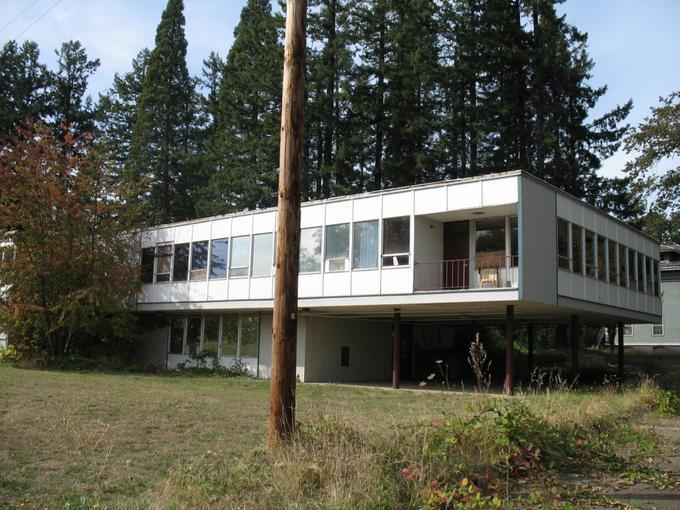 Administration Building, Fairview Training Center (Salem, Oregon)