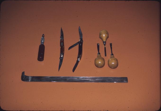 Carving tools