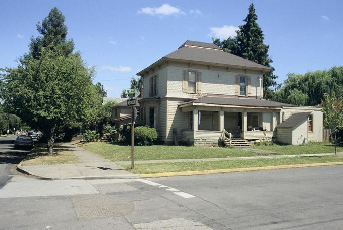 Dorris, Benjamin Franklin, House (Eugene, Oregon)