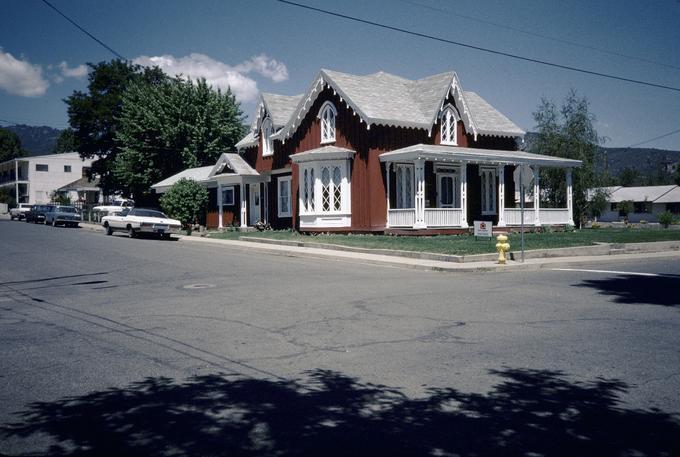 Rossborough House (Yreka, California)