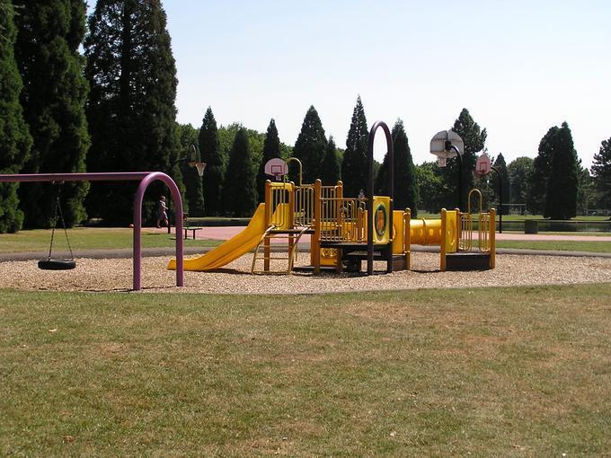 Westmoreland Park Duck Pond (Portland, Oregon)