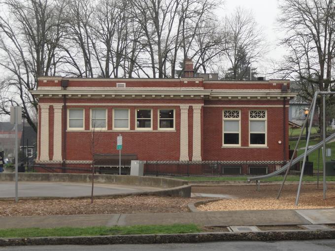 Oregon City Carnegie Library (Oregon City, Oregon)