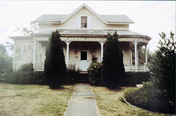 Davidson, J. E. and Mary, House (Independence, Oregon)