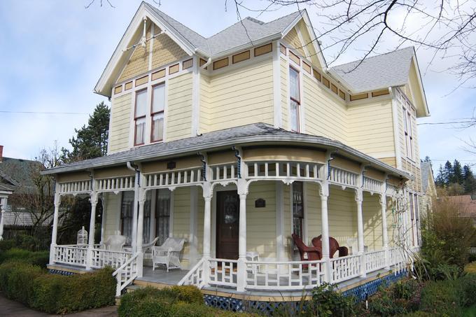 Ek, Magnus and Emma, House (Silverton, Oregon)