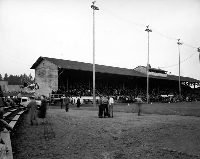 Hayward Field homecoming, 1937