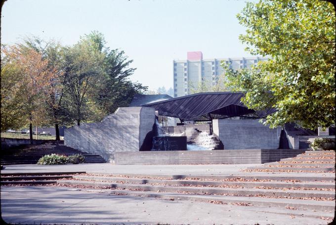 Fountains (Portland, Oregon)