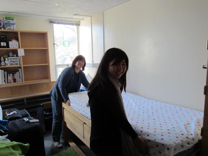 Move-in day, 2012